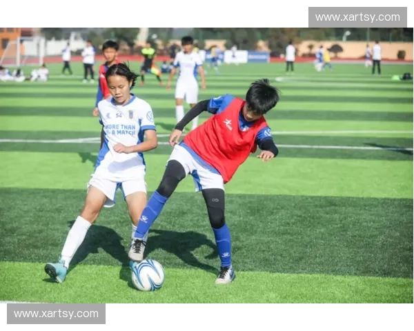 聚焦利比里亚足球联赛发展潜力与本土球星成长新趋势研究全面探讨 聚焦利比里亚足球联赛发展潜力与本土球星成长新趋势研究全面探讨